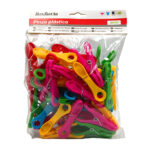 Paquete con 40 pinzas grandes de plástico liso, variedad de colores / maxmacia / 8.3x1.8cm