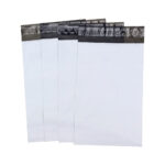 Paquete con 100 pzas de bolsas / sobres repelentes al agua de 35x55cms, con 1 compartimiento, variedad de funciones / bolsa.envio35x55