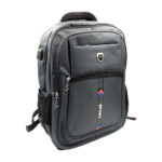 1pza Mochila grande de tela, con 4 compartimientos, decoración metálica y frase / sport / y&k / yk / 1853