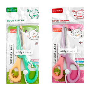 Tijeras infantiles bicolor de plástico de punta roma, filo metálico para papel o cartón con broche de seguridad, variedad de colores / b3216 / chao min / safety scissors