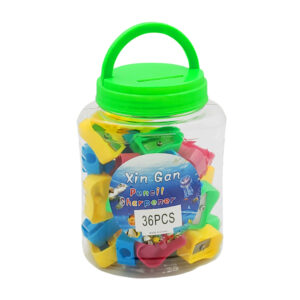 Bote con 36 sacapuntas plásticos rectangulares en variedad de colores y tapadera con ranura como alcancía / xin gan / pencil sharpener / ts43636