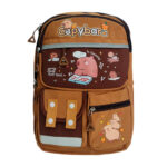 Mochila mediana con 6 compartimentos, línea reflectante y diseño de capibara