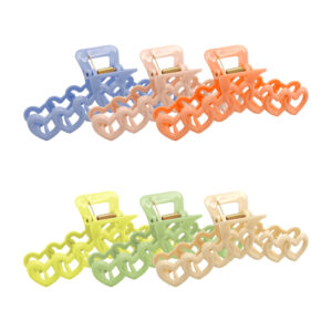 1pza pinza de plástico para el cabello delgada, alargada con diseño de corazones, variedad de colores / pinza corazones / ay-1219