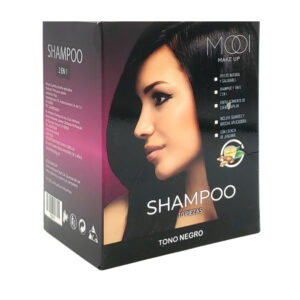 Paquete con 10 sobres de shampoo con tinte 2 en 1 mooi en tono negro, 30mlx10 / 75011